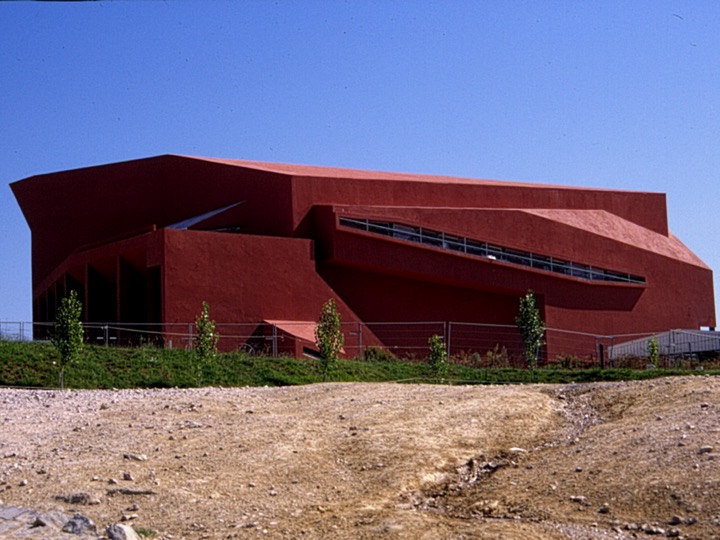 Imagem 1 - Auditórios da Universidade Egas Moniz