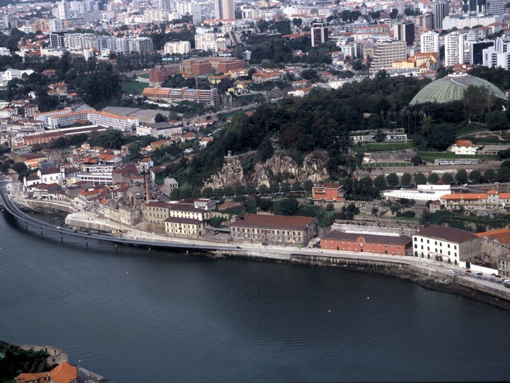 Imagem 1 - Requalificação Urbanística da Marginal do Douro